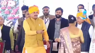 Single Click से करोड़ों ट्रांसफर, लाखों को राहत