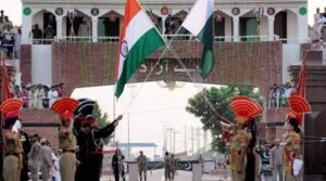 भारत-पाक संबंध सुधारने की मांग: